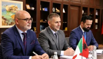 Drejtori i Përgjithshëm i Policisë, Skënder Hita, pret drejtorin e Policisë së Italisë, diskutime për forcimin e…