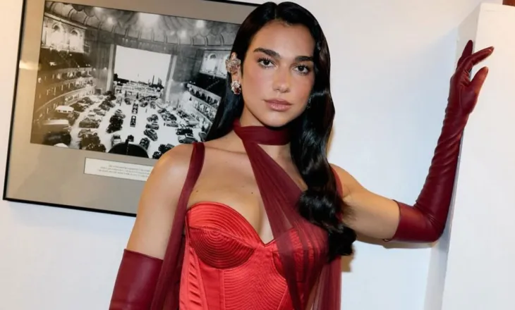 Dua Lipa ndan me botën vendet që duhet t’i vizitojnë në Prishtinë