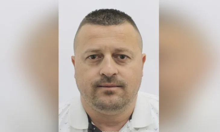 Dyshohet se u vra për hakmarrje/ U ekzekutua me breshëri plumbash brenda në automjet, del foto e viktimës në Mirditë