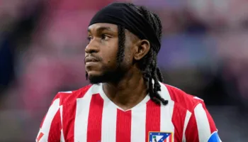 E BUJSHME: Atletico nxjerr në shitje Ademola Lookman, ja arsyeja pse Diego Simeone nuk e do në skuadër