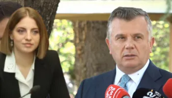 “E mora në telefon e kishte të fikur!” Largimi i Koçekut, Balla: S’bëj analiza, le ta provojnë pa grushtin dhe trëndafilin