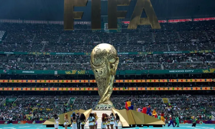 E pazakontë, Argjentina i dërgon FIFA-s emrat e 13 mijë baballarëve që nuk paguan suportin ekonomik për fëmijët
