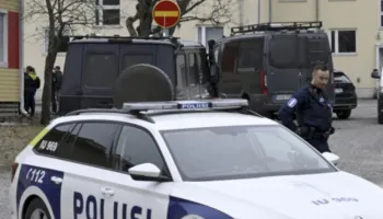 E rëndë në Finlandë, çiklisti sulmon me thikë një emigrant, dyshohet se është autori i disa atentateve gjatë një viti