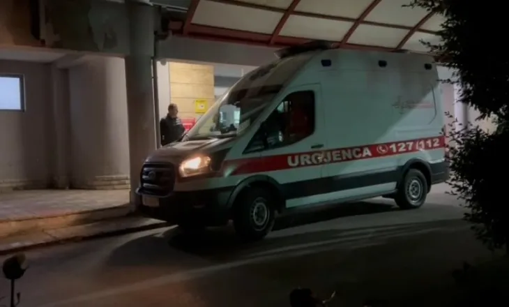 E rëndë në Korçë/ Fëmija 4 vjeç rrëzohet aksidentalisht nga kati i parë i banesës, niset drejt Tiranës