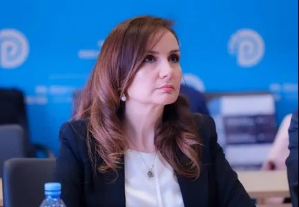 “Ekonomia shqiptare, është deformuar nga hyrja e parave të krimit të organizuar”/ Tabaku: Ndërtimi, bujqësia dhe…