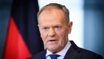 Ekzekutimi i karikaturistit rus në Poloni/ Tusk: Vrasje politike!