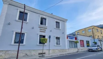 EMRAT/ E rëndë në Përmet – 2 të plagosur pas shpërthimit të një bombe