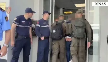 EMRAT/ Në kërkim ndërkombëtar për drogë, krime kompjuterike dhe pastrim parash, 6 të ekstraduar nga Emiratet