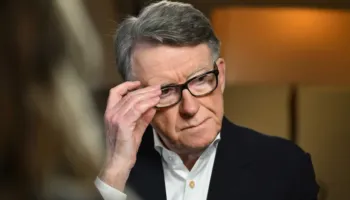 “Epstein”/ Publikohen dosjet sekrete për Mandelson: Çfarë dinte qeveria?