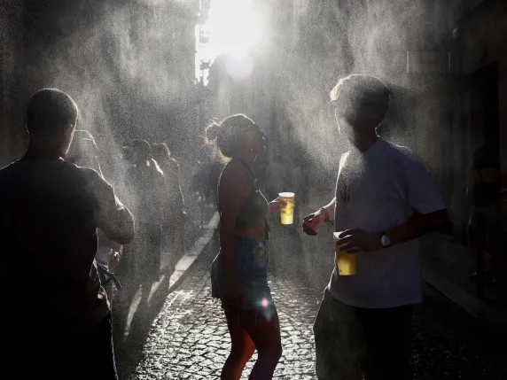 Europa nën “kupolën” afrikane të të nxehtit! Alarm i kuq në Itali, Franca thyen rekorde dhe temperaturat arrijnë deri në 45°C
