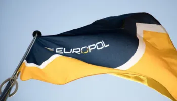 Europol jep SHIFRAT: Në Evropë veprojnë 731 rrjete të krimit të organizuar