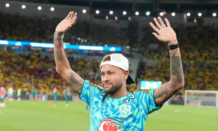“Faleminderit Zot”, Neymar me mesazh prekës pak para sfidës ndaj Marokut