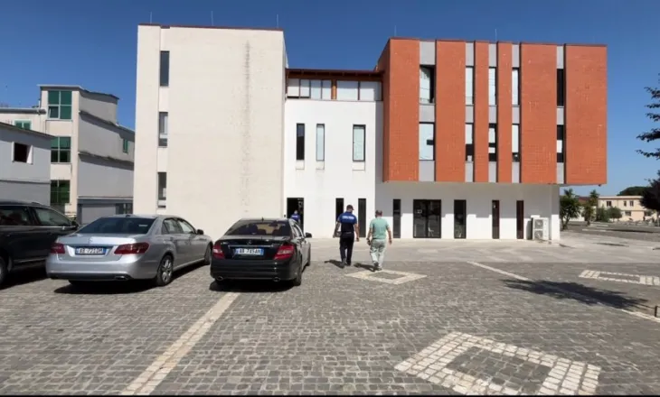 Familja Ruko në Rroskovec kërkon zgjidhje: Socialistët e bashkisë ma çuan litarin në fyt. Na grabitën pronën…