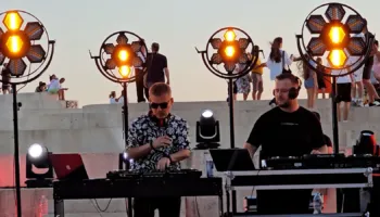 Festivali “Triangle” në Durrrës, muzikë dhe ekspozitë me fotografi për publikun vendas dhe turistët