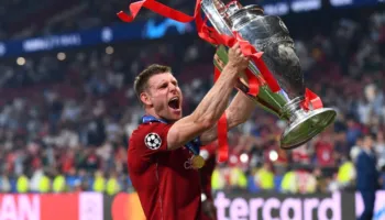 Fitoi çdo gjë me Liverpool-in, rekordmeni i Premier League tërhiqet përfundimisht nga futbolli i luajtur