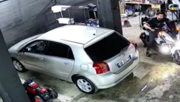 FOTO/ Dyshohet se u rrëmbye, ky është momenti i fundit i Eglant Koçit para zhdukjes