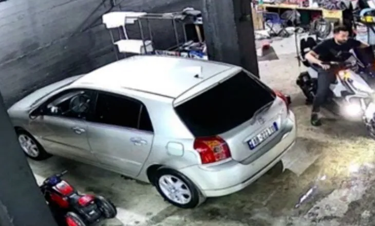 FOTO/ Dyshohet se u rrëmbye, ky është momenti i fundit i Eglant Koçit para zhdukjes