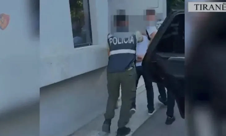 FOTOT/ Pistoleta 1500 euro dhe kallashnikovë 2500 euro, kush janë personat e arrestuar në kryeqytet për trafikim të armëve