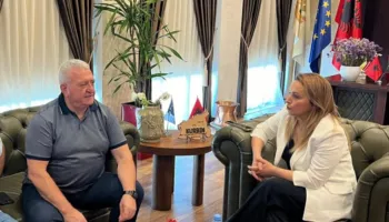 FSHF, Bashkia Kurbin dhe KF Laçi bashkojnë forcat për ndërtimin e kompleksit modern sportiv në Laç