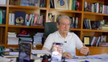 “Ftoj qytetarët që të bëjnë denoncime”/ Berisha reagon për rastin e qytetarit: Akte të porositura nga Rama
