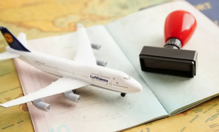 Gjërat që duhen kontrolluar në pasaportë para udhëtimit – shumica e njerëzve nuk u kushtojnë vëmendje