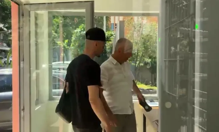 Gjyqi ndaj Laert Haxhiut dhe sherri me Noizy-n, Cllevio sërish paraqitet në GJKKO