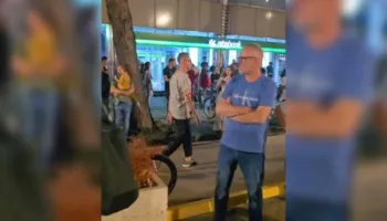 Gonzato në protestën për Zvërnecin? Delegacioni i BE-së tregon si qëndron e vërteta