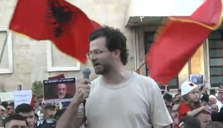 ‘Hajdeni të lidhim besën më 10 qershor’, thirrja e protestuesit: Të bëjmë një lëvizje mbarëkombëtare!