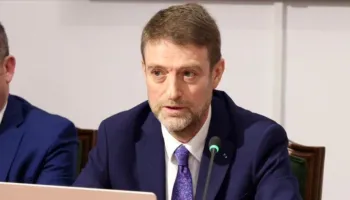 Hoxha përshëndet votimin në PE: Udhëtimi evropian i Shqipërisë po përparon