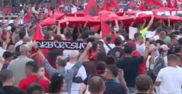 “I them shefit të Zeqinesë, sa 17 mijë jemi sot”/ Gent Progni: Kanë 3 ditë që bëjnë presione me civila e foto