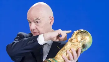 Infantino tallet keq me Italinë: Me 64 skuadra ndoshta do të kualifikohej në Botëror, ose me 228…