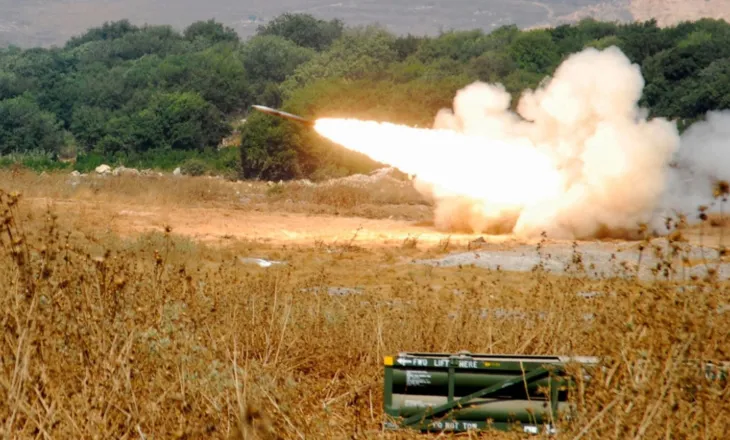 Irani bën “viktimën” pasi rrëzoi helikopterin amerikan: Sulmet e SHBA po dëmtojnë negociatat