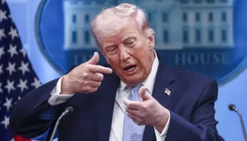 Irani goditi një nga helikopterin amerikan/ Trump shpall luftë?