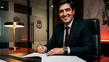 Iraola firmos me Liverpool-in, nis epoka e re në “Anfield”. Ja detajet e kontratës