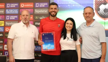 Ish-mesfushori i Kombëtares bën hapin e madh në karrierën si trajner: Kursi UEFA A, një hap i rëndësishëm