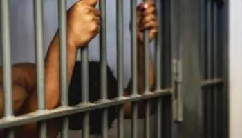 Ishte në qeli me të birin kur shfaqi probleme shëndetësore, humb jetën i burgosuri 62-vjeçar