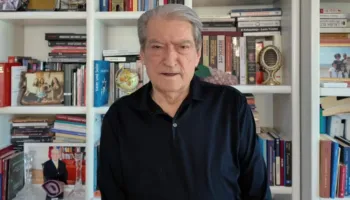 “Jep dorëheqjen sa nuk është vonë”, Berisha i përgjigjet Ramës: Mbrëmë protestuan 200 mijë shqiptarë