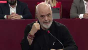 “Kam tri ditë që pyes veten”, kryeministri Rama: Shqipëria nuk kthehet më në nivelin e Golemit, ky projekt do t’i shërbejë edhe fëmijëve tuaj