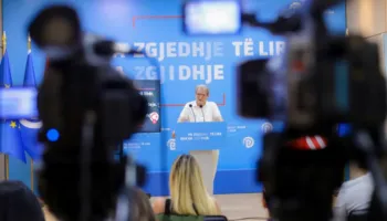 Kërkesat e protestuesve/ Berisha: Kufizimi i mandatit të kryeministrit në 2 mandate, PD plotësisht dakord, që nesër e votojmë këtë nismë