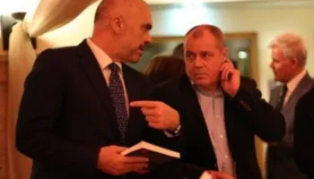 “Këshilla ime është të largohet, si kryeministër”/ Rama i përgjigjet Mustafa Nanos: Moral nga ti? Erdhe në zyrën time u shtrive në kolltuk dhe kërkove të bëheshe… ambasador