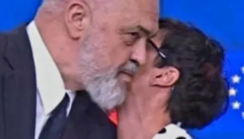 Kështjella kafkiane e Europës që ka krijuar Marta Kos për Shqipërinë