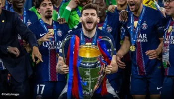 Khvicha Kvaratskhelia shpallet lojtari më i mirë i Champions League për sezonin 2025/26