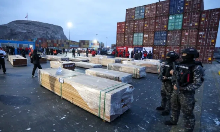 Kili/Autoritetet kapin 100 ton kokainë dhe ketaminë të destinuar për tregun evropian