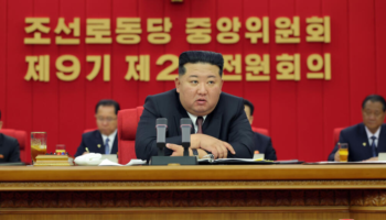 Kim Jong Un: Koreja e Veriut përshpejton programin bërthamor