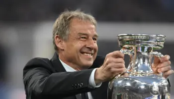Klinsmann “ngushëllon” italianët: Më mirë pa Botëror sesa të dështosh si Gjermania