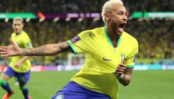 Komercializimi i futbollit nga FIFA shkon në nivel tjetër, 160 dollarë dhe emri juaj shfaqet para lojtarëve në Botëror