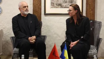 Konferenca në Poloni për rindërtimin e Ukrainës/ Rama takim me kryeministren ukrainase, Yuliia Svyrydenko