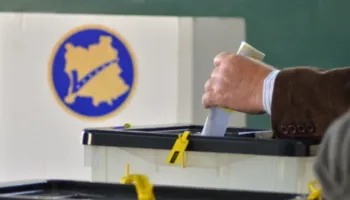 KQZ publikon të dhënat nga votimi në Kosovë, deri në mesditë votuan fizikisht gjysma e qytetarëve nga diaspora