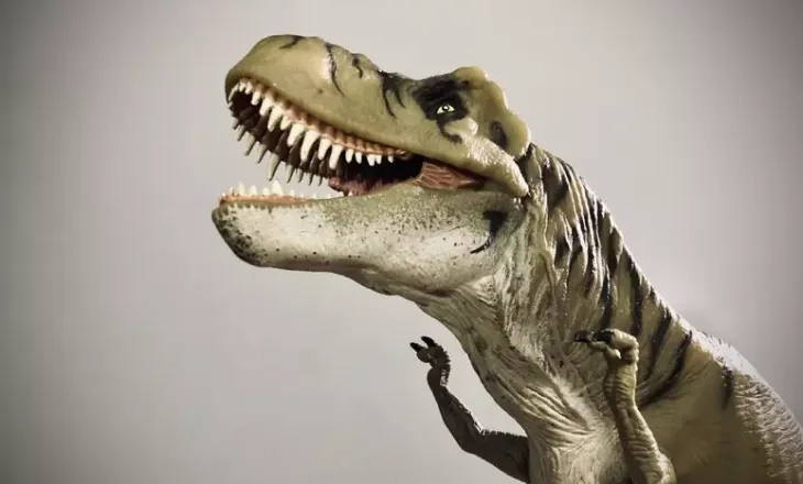 Krahët e shkurtër të T. Rex, rezultat i një teknike të ndryshme gjuetie