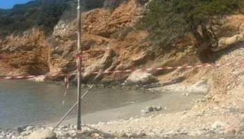 Kretë: Pjesë raketore prodhim rus janë zbuluar në plazhin e Agios Nikolaos